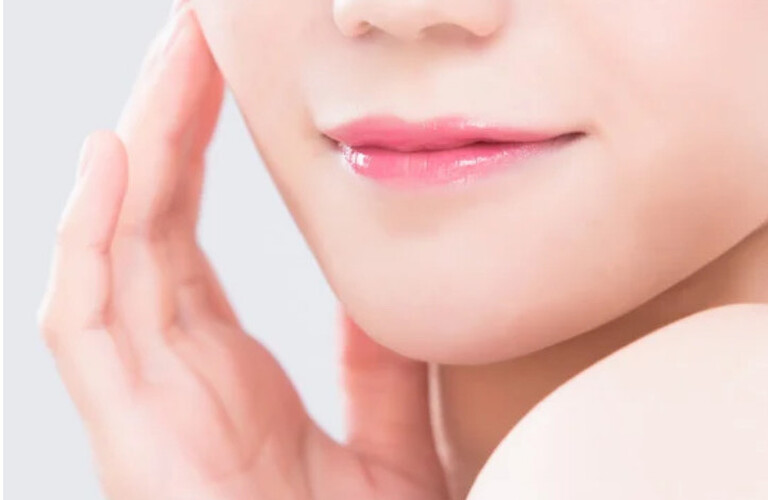 美しく輝く敏感肌へ。専門的なケアで心地よい改善を実現